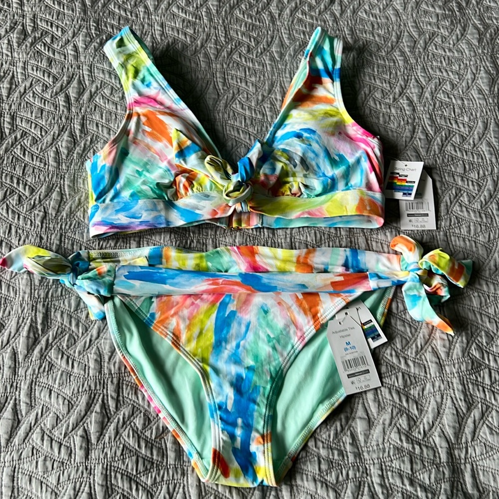 NWT Women’s Time and Tru Bikini size Medium